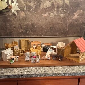 Calico Critters Playset with Furniture and Animals